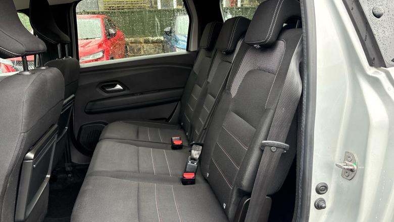 Dacia Jogger 1.0 TCe Extreme SE 5dr Petrol Estate